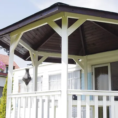 Blue Beach Bungalow Révfülöp